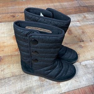 UGG Kids Puffy Quilted Houndstooth Black Girls Boots